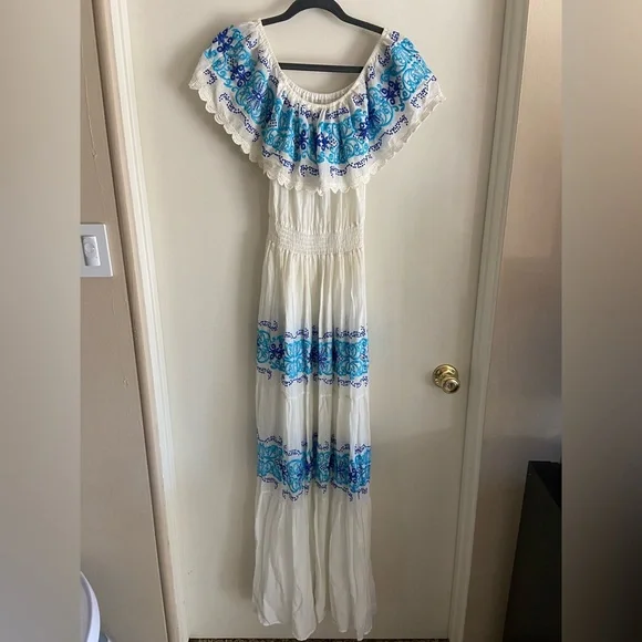 Nightcap Greek Isle off shoulder maxi dress - Picture 2 of 11